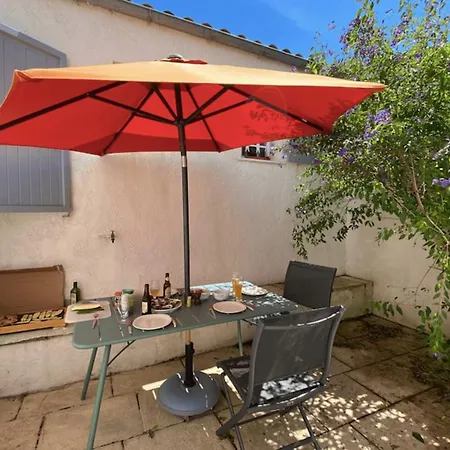 Very Bright House With Two Terraces Casa vacanze