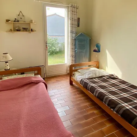 Very Bright House With Two Terraces * Ars-en-Ré