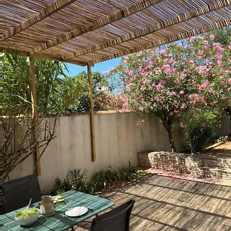 Very Bright House With Two Terraces * Ars-en-Ré